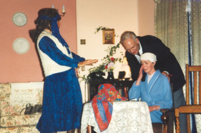 Madame Arcati, Charles, Maid