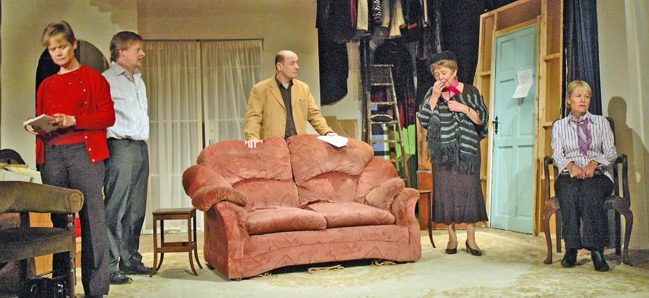 Sylvia, Alex, Martin, Moppet, Linda