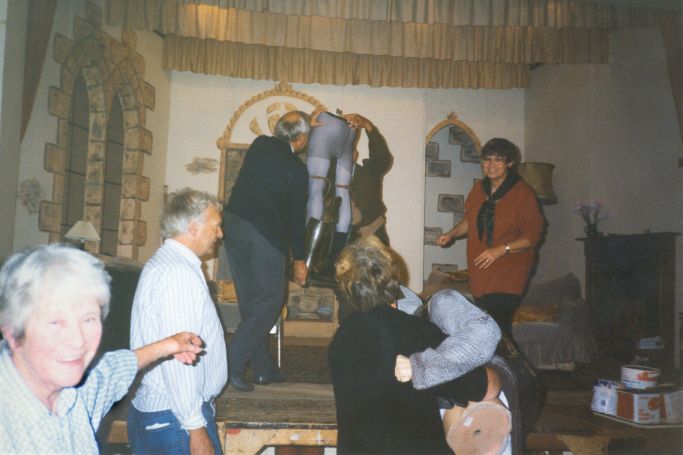 Struggling with "Lawrence" (the suit of armour).