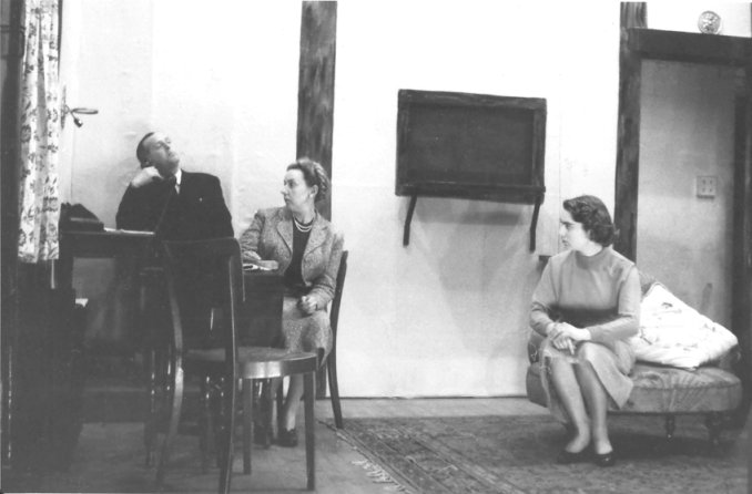 Bullock, Esther, Jennifer