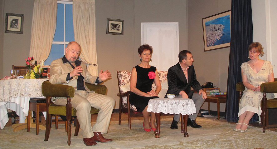 Manolo, Olive, Jesus, Florence