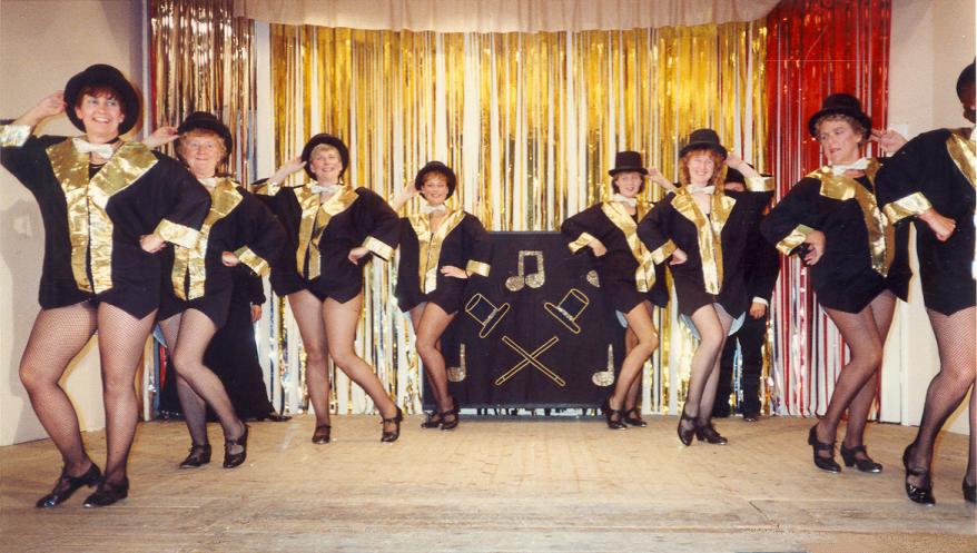 Maxine, Dorothy, Rose, Mavis, Andy, Lynne,, Geoffrey (hidden), Sylvia, Vera (part)